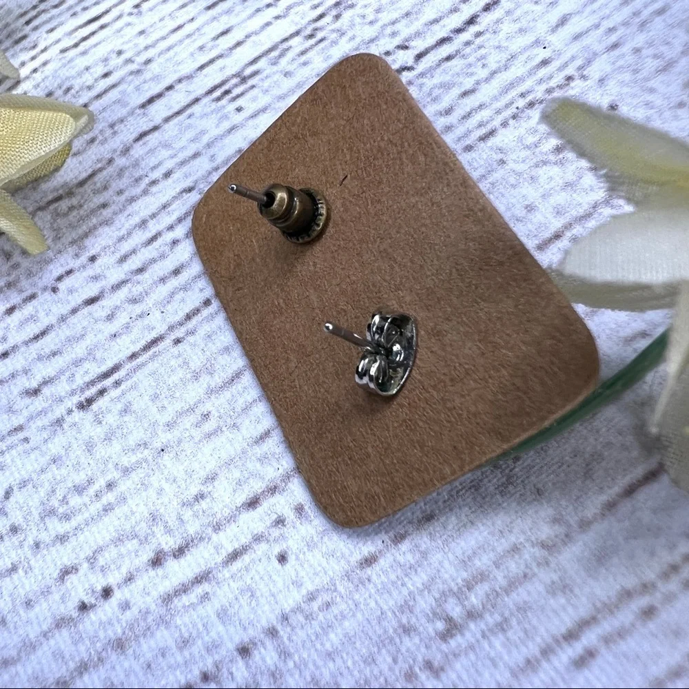 Heart Shape Silver Stud Earrings
